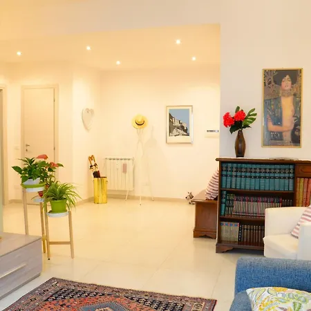 Apartment La Casa Di Egle